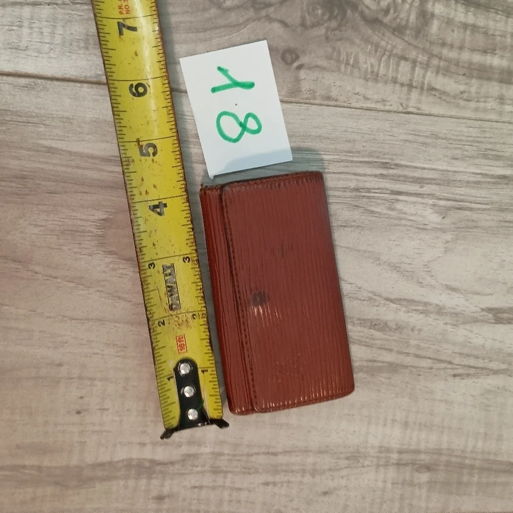 Louis Vuitton Brown Epi Leather 4 Key Holder